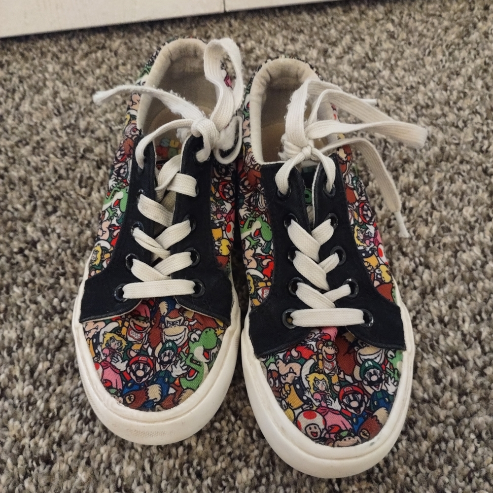 Boys super mario shoes